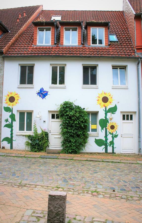 Zentrale Ferienwohnung Anker Im Sonnenblumenhaus Flensburg Kültér fotó